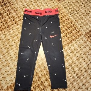 Girl's Nike Set: Pants & Shirt